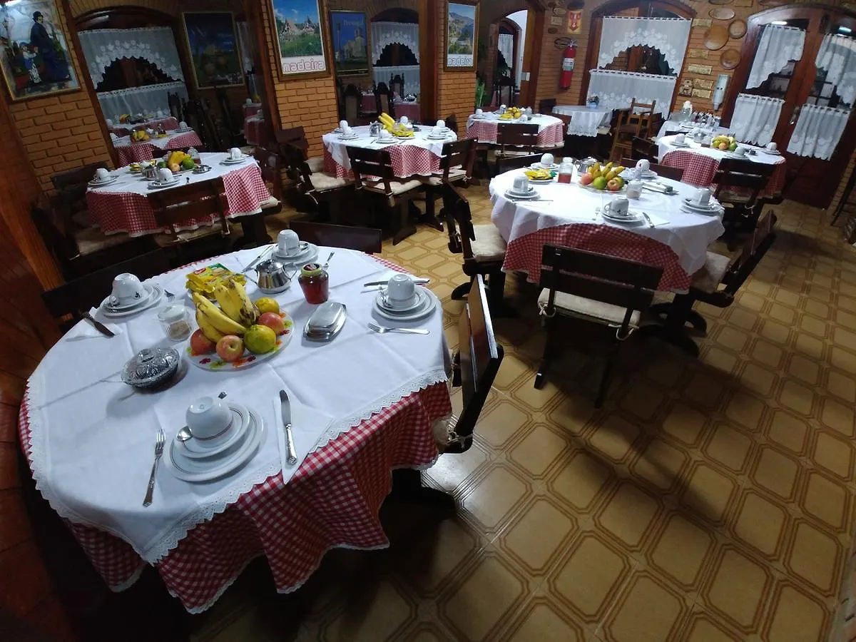 **  Hotel Cantinho De Portugal Campos do Jordão Brazylia